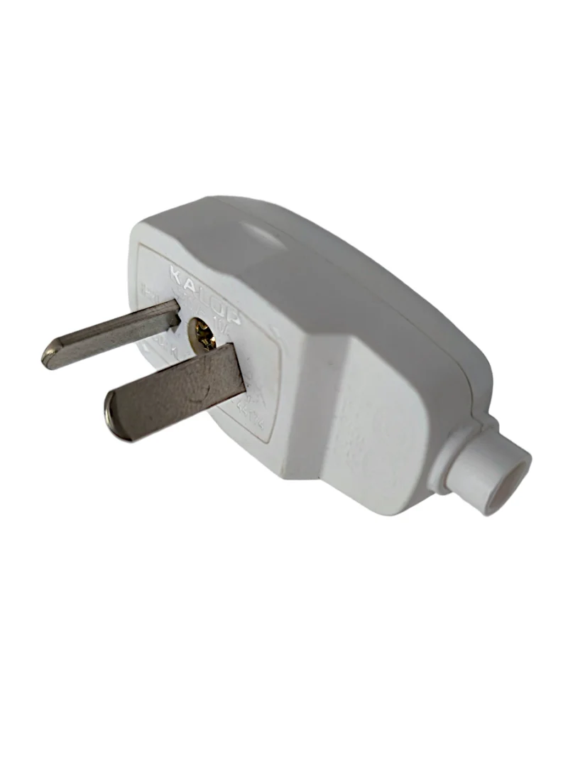 FICHA 220V MACHO S/LAT KALOP BLANCA PERNO CHATO